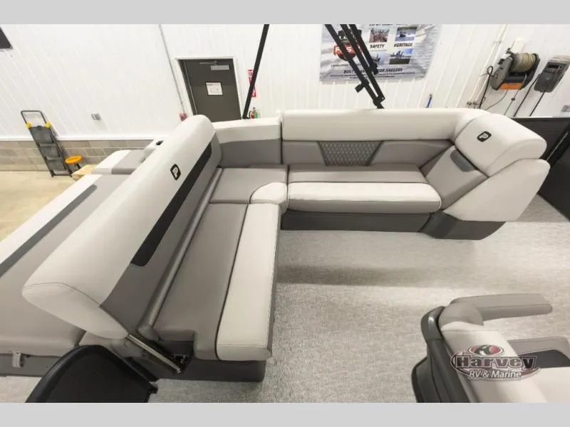 Slide: The Image of Interior of 2026 Vectra Classic 21 RL with gray upholstery. - 14
