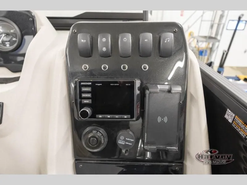 Slide: The Image of Dashboard of Vectra Classic 23 QL 2026 with controls and display. - 20