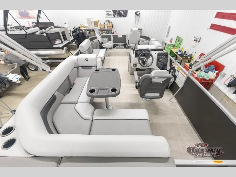 Slide: The Image of Interior of Sportfisher Speed 21-2S boat, model year 2026. - 10