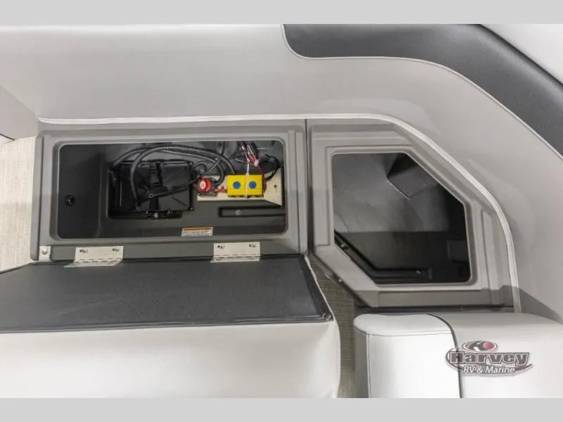 Slide: The Image of Interior of Sportfisher Speed 21-2S boat, 2026 model. - 19