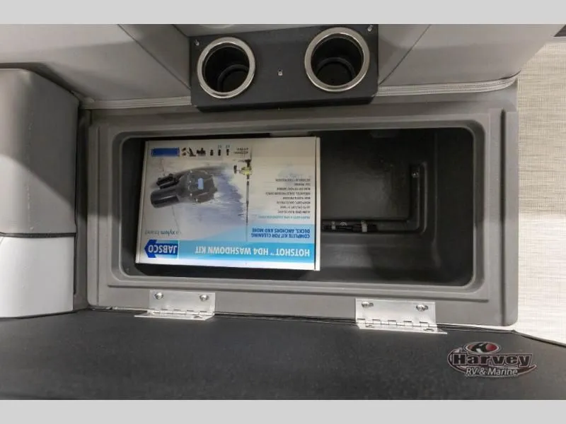 Slide: The Image of Sportfisher Speed 21-2RS 2026 with built-in storage compartment and manual. - 17