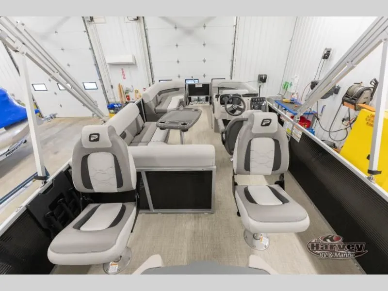 Slide: The Image of Interior view of Sportfisher Speed 21-2RS boat, model year 2026. - 9
