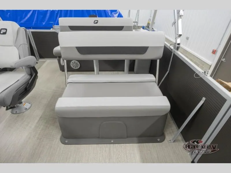 Slide: The Image of Interior of Vectra Classic 21 RL 2026 with gray seating. - 19