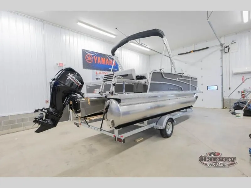 Slide: The Image of 2026 Vectra Classic 21 RL pontoon boat in a workshop. - 8
