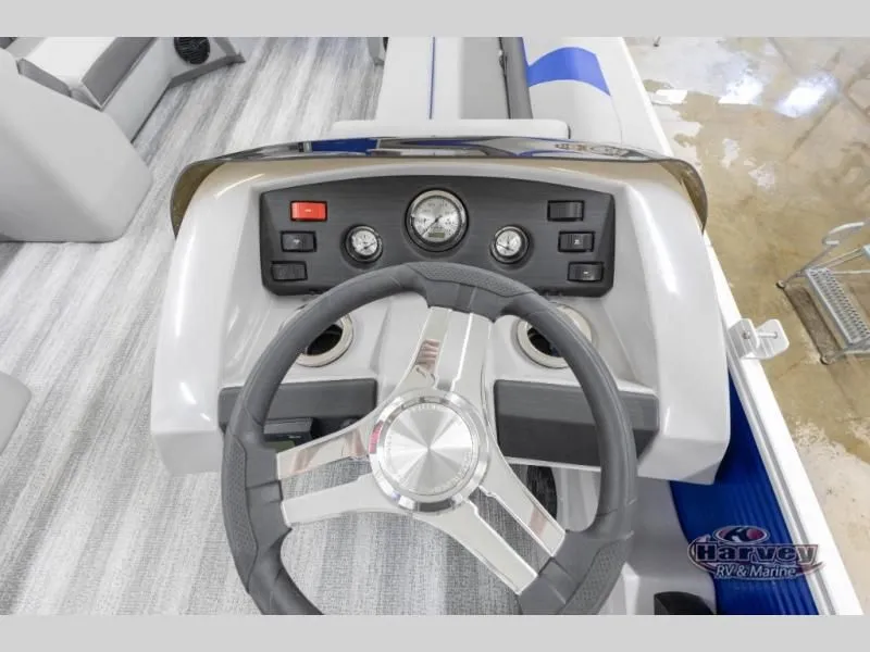 Slide: The Image of Steering console of SX Series 20 SXLG boat, year 2026. - 24