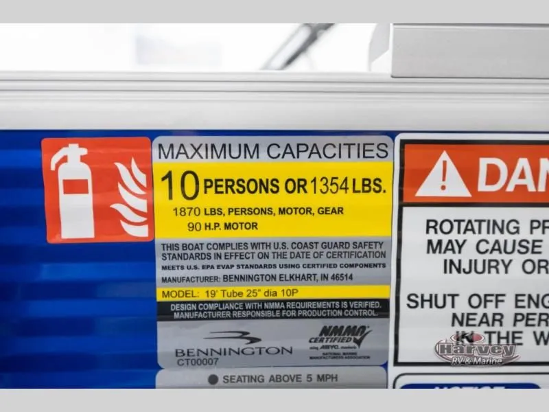 Slide: The Image of Safety label for SX Series 20 boat, maximum capacity 10 persons or 1354 lbs. - 29