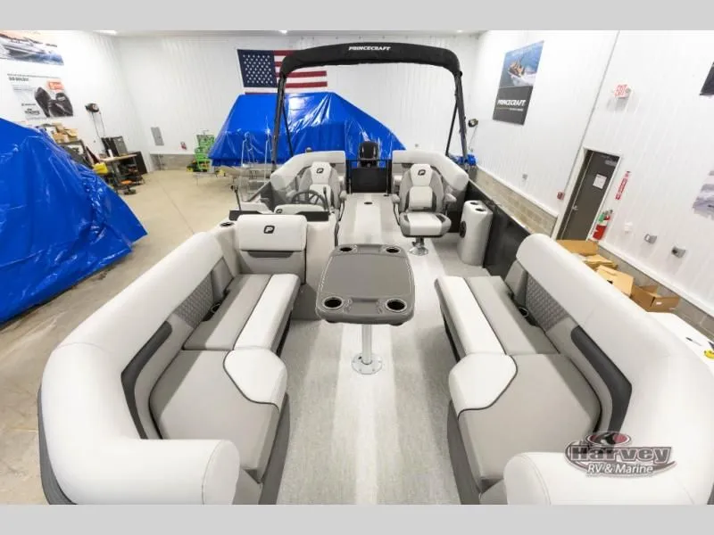 Slide: The Image of Interior view of 2026 Vectra Classic 21 QL boat. - 9