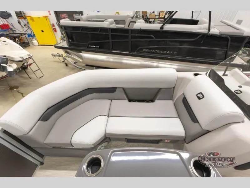 Slide: The Image of Interior view of a 2026 Vectra Speed 21 RL boat. - 22