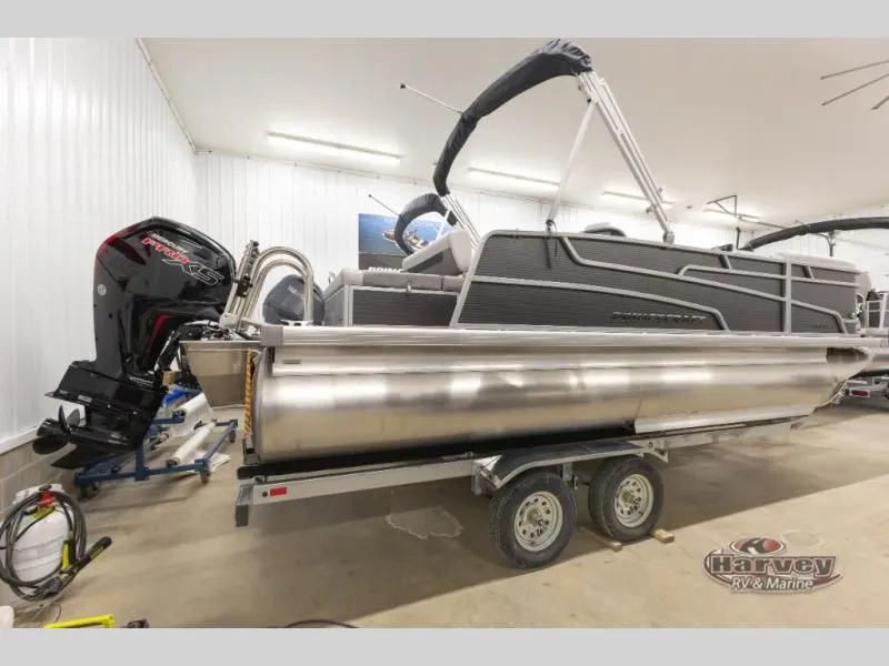 Slide: The Image of 2026 Vectra Speed 21 RL pontoon boat in storage facility. - 5