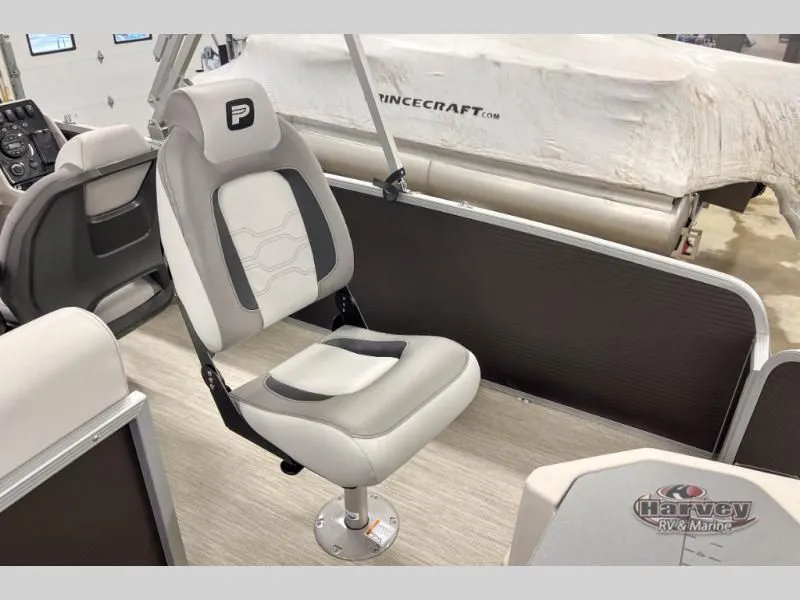 Slide: The Image of Interior of Sportfisher Speed 21-4S 2026 with luxury seating. - 13