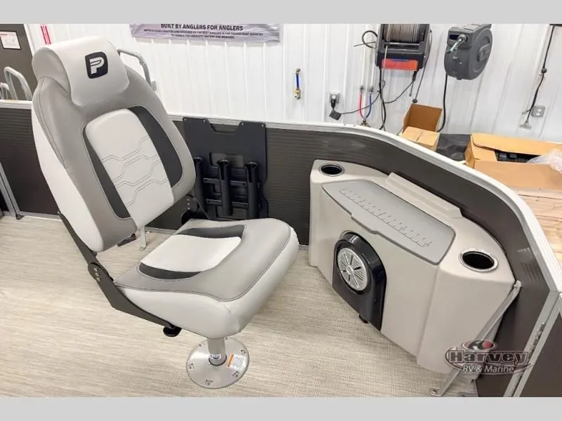 Slide: The Image of Interior of Sportfisher Speed 21-4S 2026 with seat and speaker. - 25