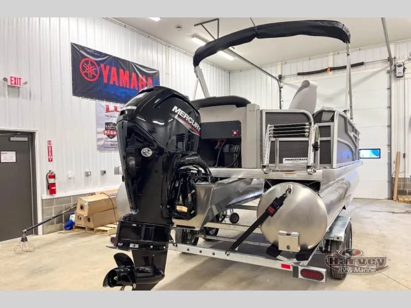 Slide: The Image of Sportfisher Speed 21-4S 2026 boat in showroom with Mercury engine. - 4