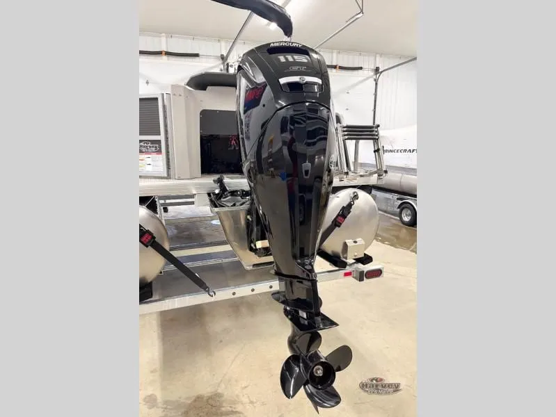 Slide: The Image of Sportfisher Speed 21-4S 2026 outboard motor in a workshop. - 5