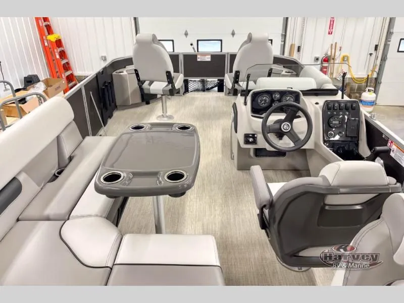 Slide: The Image of Interior of Sportfisher Speed 21-4S boat, model year 2026. - 8