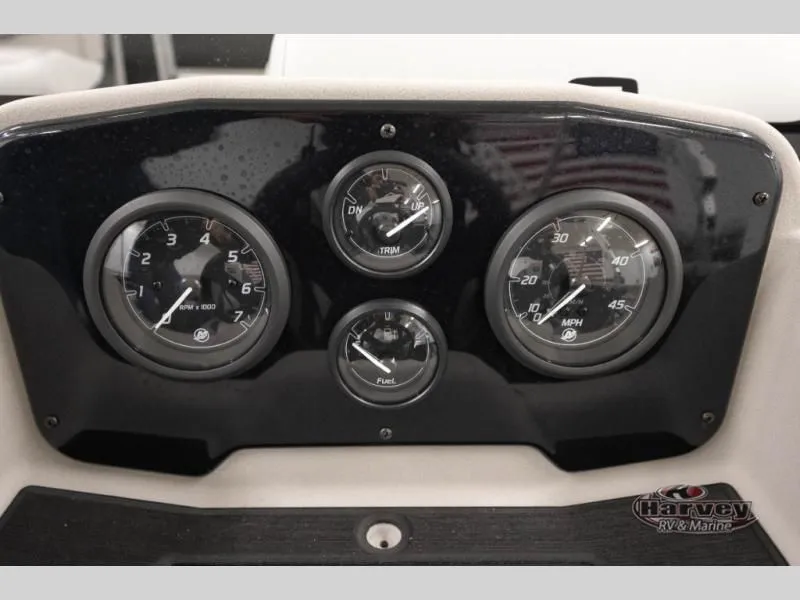 Slide: The Image of Dashboard of Sportfisher Classic 21-2S boat, year 2026. - 21
