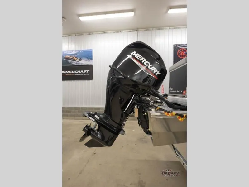Slide: The Image of Mercury outboard motor on Sportfisher Classic 21-2S, year 2026. - 5