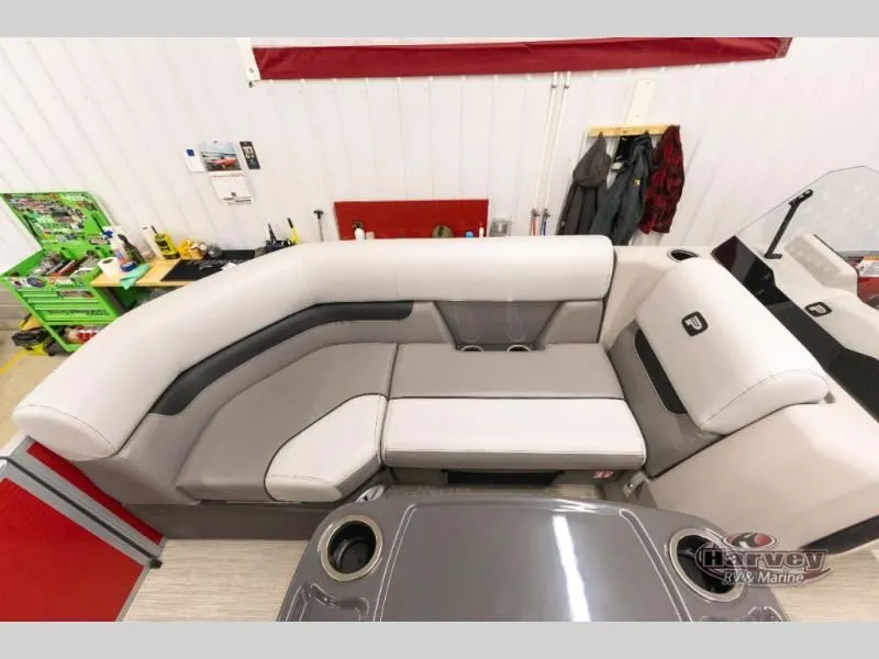 Slide: The Image of Interior of Vectra Classic 19 L boat, 2026 model. - 22