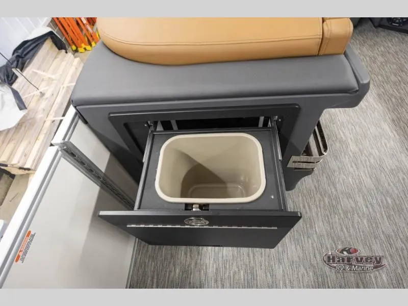 Slide: The Image of M Series 22 ML 2026, seat with pull-out compartment. - 18