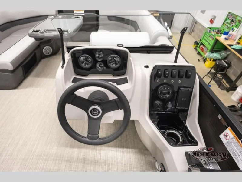 Slide: The Image of Interior view of 2026 Vectra Sport 21 QL boat cockpit. - 18