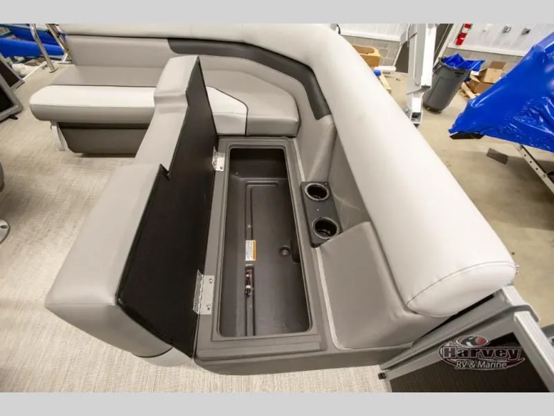 Slide: The Image of Interior of Vectra Classic 19 L 2026 with storage and cup holders. - 11