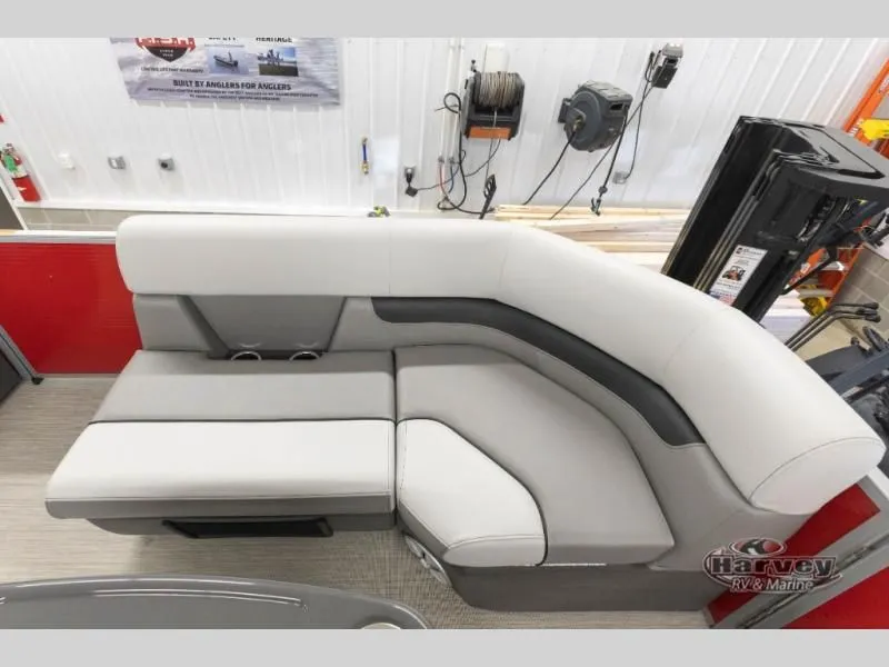 Slide: The Image of Interior of Vectra Classic 19 L 2026 with gray seating area. - 12