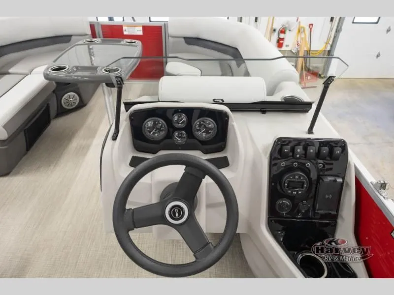 Slide: The Image of Interior view of Vectra Classic 19 L boat, model year 2026. - 20