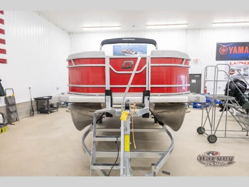 Slide: The Image of Red Vectra Classic 21 QL boat in showroom, year 2026. - 3