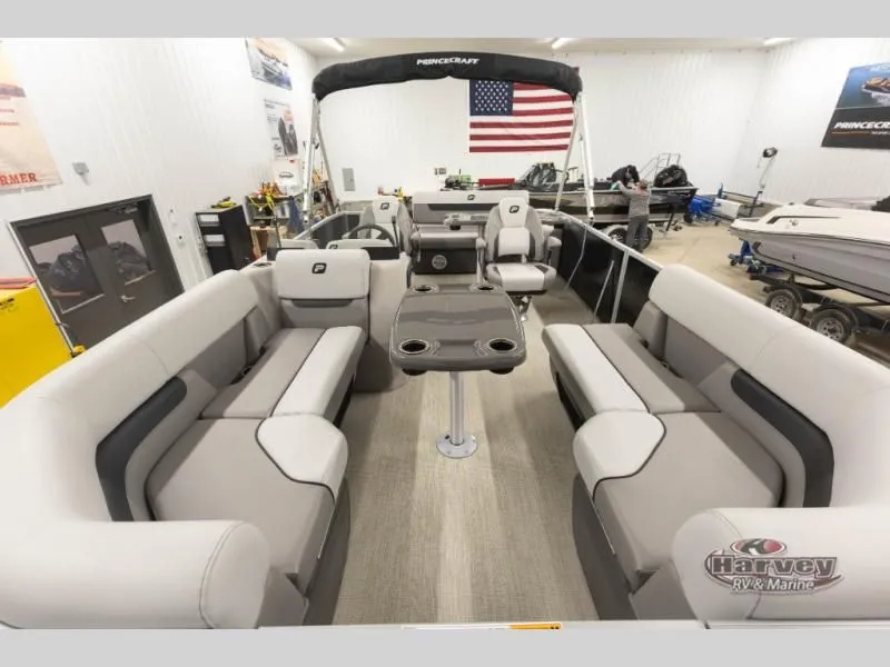 Slide: The Image of Interior view of Vectra Classic 21 RL boat, 2026 model. - 11