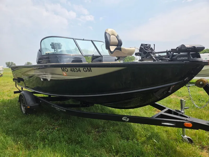 The Image of 2019 G3 Angler boat on trailer outdoors. - 0