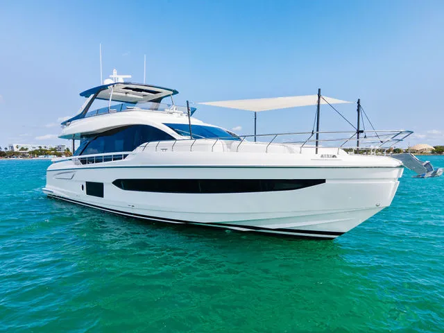 Slide: The Image of Azimut Fly 78 2022 - 75