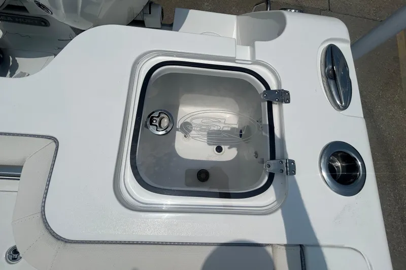 Slide: The Image of Livewell compartment on 2026 Sea Hunt Gamefish 27 Coffin Box boat. - 18
