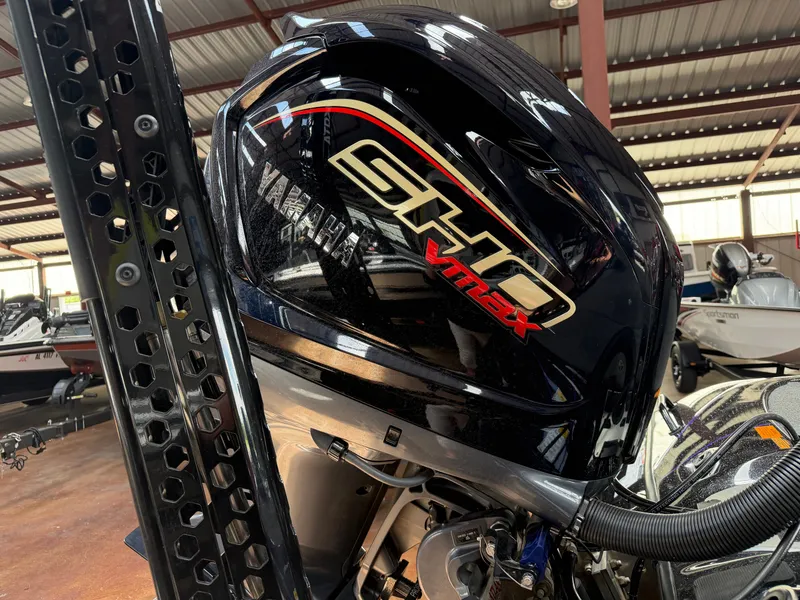 Slide: The Image of 2024 Skeeter FXR20 with Yamaha SHO VMAX engine in warehouse. - 20