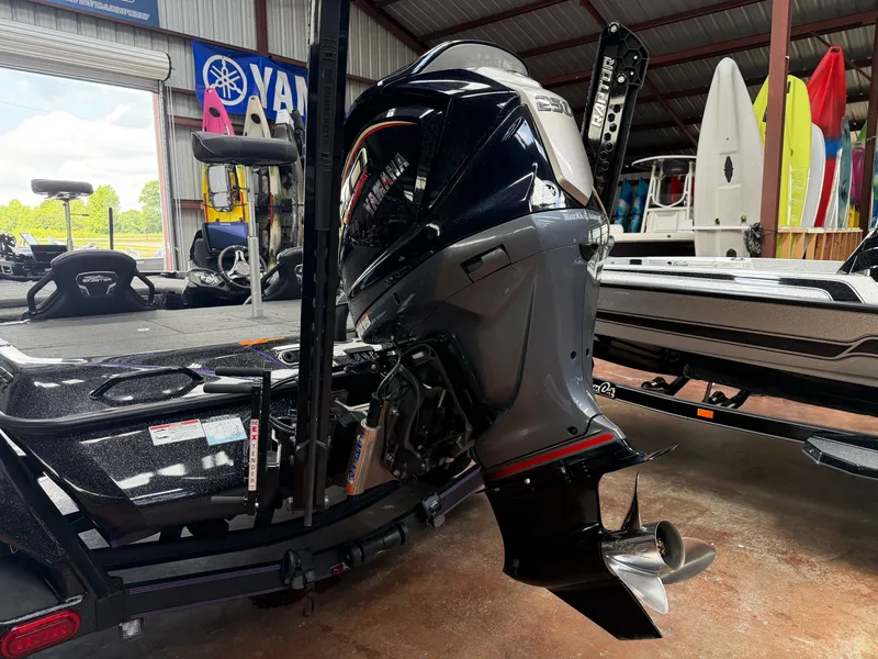 Slide: The Image of 2024 Skeeter FXR20 boat with powerful outboard motor. - 3