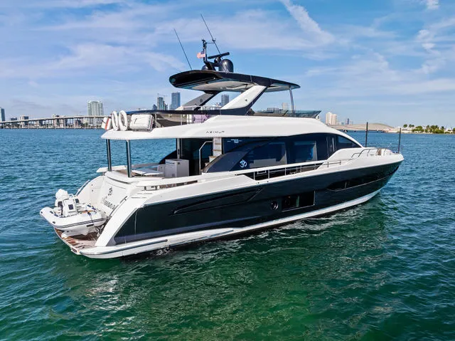 Slide: The Image of Azimut Fly 78 2021 - 82