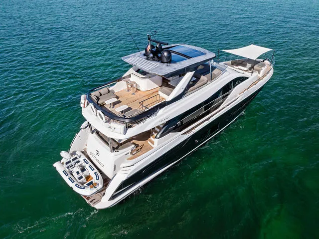 Slide: The Image of Azimut Fly 78 2021 - 83