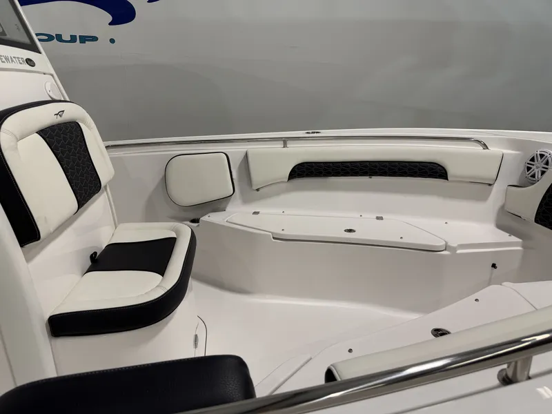 Slide: The Image of Tidewater 232 CC Adventure 2026 - 18