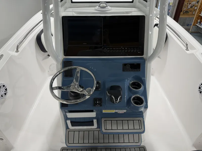 Slide: The Image of Tidewater 232 CC Adventure 2026 - 5