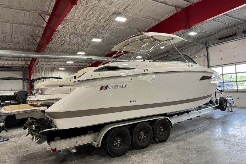 Slide: The Image of 2018 Cobalt boat on trailer in indoor storage facility. - 4