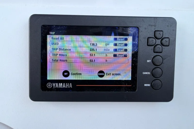 Slide: The Image of Yamaha display showing trip data on 2001 Pro-Line 260 Walkaround boat. - 15