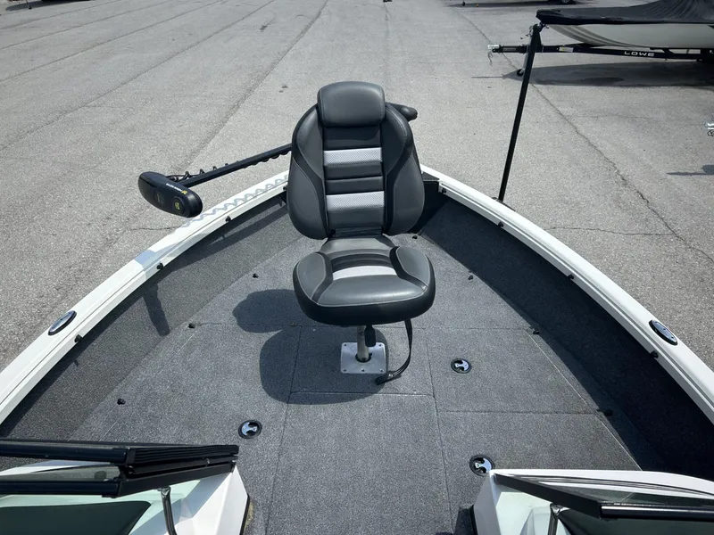 Slide: The Image of 2023 Ranger VS1882 WT boat with seat on deck. - 10