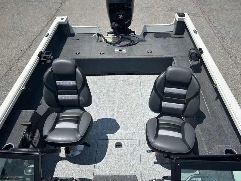 Slide: The Image of Interior of 2023 Ranger VS1882 WT boat with two seats. - 17