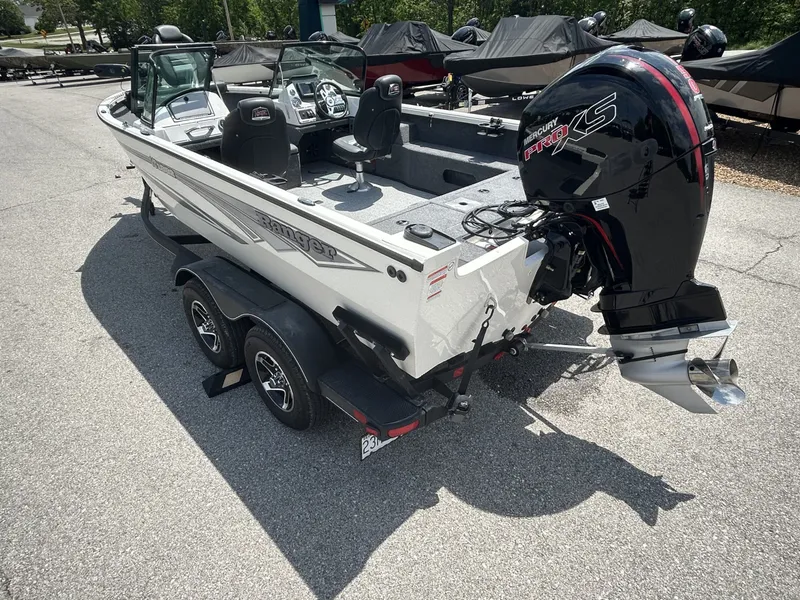 Slide: The Image of 2023 Ranger VS1882 WT boat with Mercury Pro XS engine. - 4