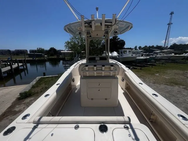 Slide: The Image of Grady-White Fisherman 236 2023 - 15