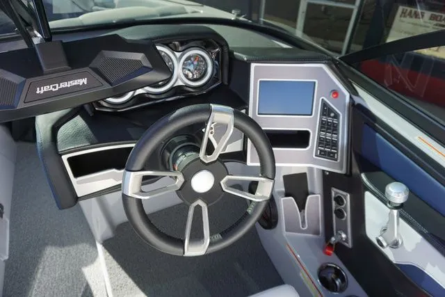 Slide: The Image of MasterCraft XT22 T 2023 - 9