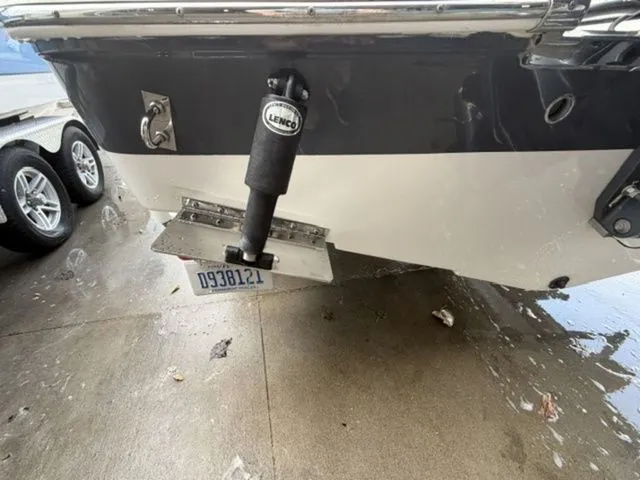 Slide: The Image of Robalo R222 Explorer 2018 - 18