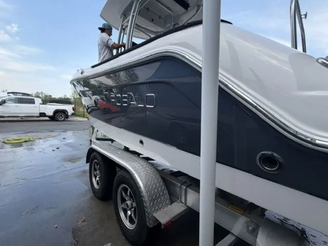 Slide: The Image of Robalo R222 Explorer 2018 - 5