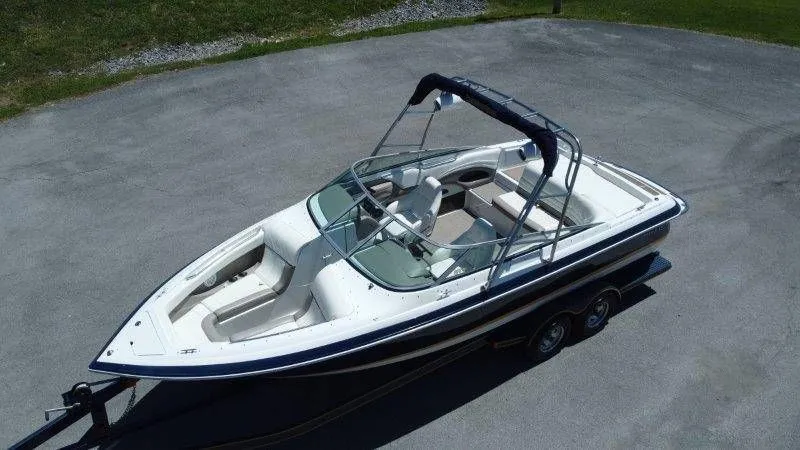 Slide: The Image of 2006 Cobalt 246 boat on trailer, aerial view. - 13