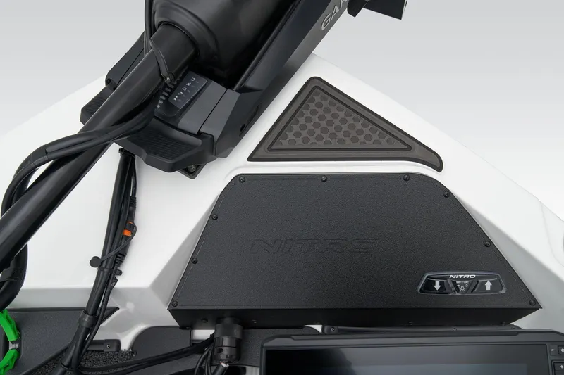 Slide: The Image of Nitro ZV21 Pro 2026 - 16
