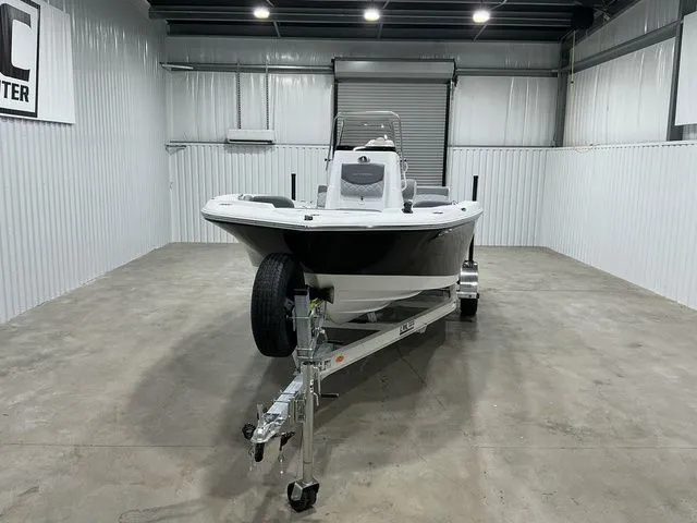 Slide: The Image of NauticStar 191 Hybrid 2026 - 2