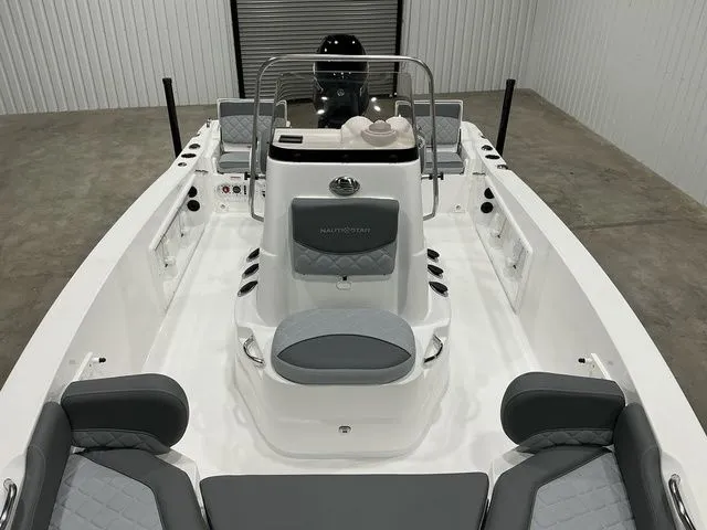 Slide: The Image of NauticStar 191 Hybrid 2026 - 11